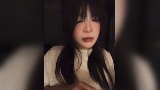 Gái xinh dâm nhét toy vào lồn dung kích thích trên live p1