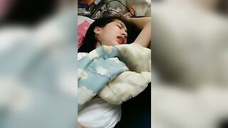 Móc lồn con em ngủ đến trưa không dậy