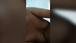 Em là con đĩ của a