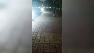 VN public ngoài công viên P2