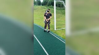 Gái public cho người lạ đụ ở sân banh P3