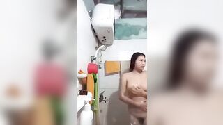 tắm rửa sạch sẽ mời các a qua địt