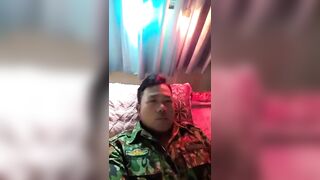 Thủ dâm 63
