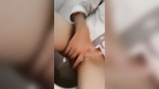 Nhìn mặt với lồn vậy đoán lớp mấy ae, đky kênh ib tui cho xem cơ thể nhó