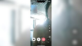 Call với em gái nứng lấy cây bàn chải thủ dâm P2