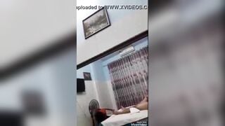 Mẹ và con trai riêng (Hà Nội, Việt Nam)