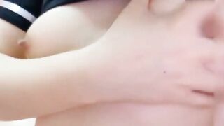 Nứng òi nứng òi người khó chịu quá, đky kênh ib tui cho xem cơ thể nhó