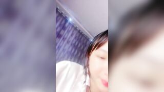 Hai em gái live chơi đồng tính