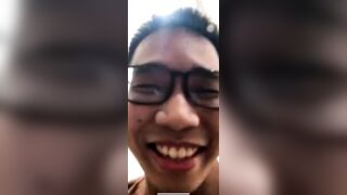 thanh niên nứng cặc đòi call show với gái lạ