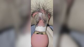 Cho em nứng bằng quả máy bú lồn độc lạ