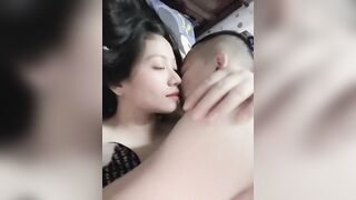 Chị dâu xinh đẹp bị em trai phang