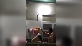 Quay lén bị phát hiện 4
