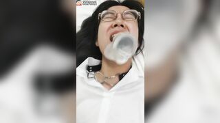 Bạo dâm em gái ngay trên live