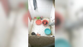 Quay lén em gái thằng bạn dưới quê