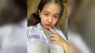 Để chó liếm lol sướng điên