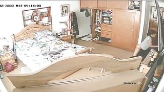 Check camera thấy chị dâu nứng lồn thủ dâm