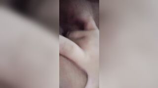 Tự sướng vì quá cô đơn:(