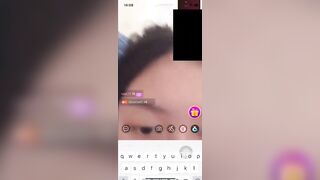 Lâu ngày không gặp em họ mà nó rủ call video sex