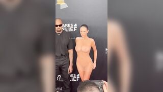 Kanye West và vợ tại sự kiện