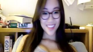 Được em gái lạ show hàng - P4