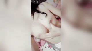 Bé loli thủ dâm p1