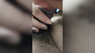 Vợ đi vắng anh rể nhờ em vợ vào bú cặc cho đỡ nứng