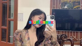 Sao anh ra sớm quá vậy