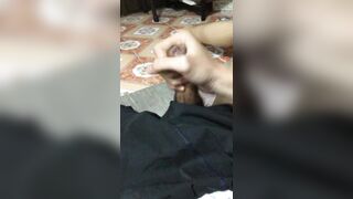 Cuu Chưa cứng mà rỉ nước r ai mút kh =)) lov7