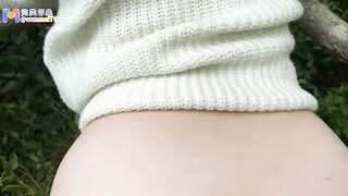 Em gái đi du lịch sinh thái bị hiếp dâm vì quá ngon