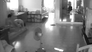 Check camera thấy vợ cho anh chồng đụ