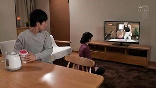Married Female Personal Trainer Ayumi Who Tempted Me With Her Beautiful Ass gym