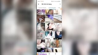 Dụ em học sinh chat sex đút móc áo vào lồn