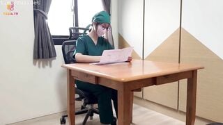 Cô Y tá dâm đãng, kiểm tra xét nghiệm bằng lồn