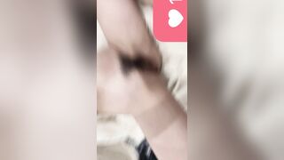 E ghệ dâm call video khoe bướm