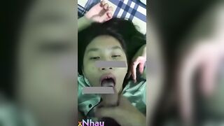 Kim Quyên 2k4 bú cu bạn trai
