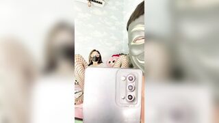 Cặp đôi livestream FB