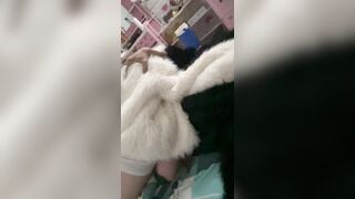 Đè đầu vợ vào cậu nhỏ của mình