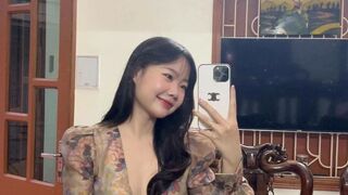 Đặt cam quay lén lúc đi check hàng em gái cực ngon P2