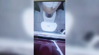 Quay lén trường học cấp 2