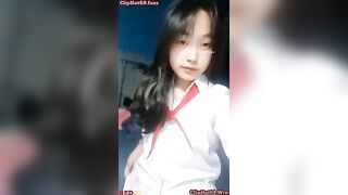 Gái mới lớn