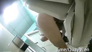 Tác nghiệp nhà vệ sinh 13