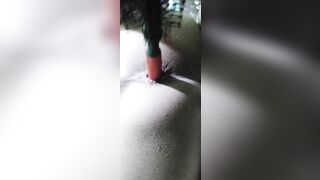 Lấy đầu cây lược chọt mà k sướng