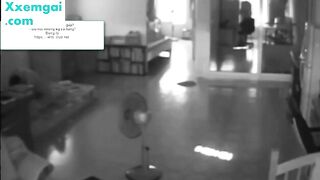 Văn Mai Hương Đụ với bạn trai tại nhà 2