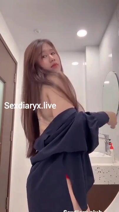 Show hàng bú cu ngươi tình