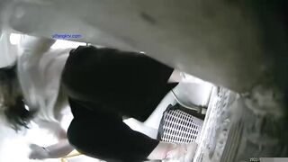 Quay lén nhà wc nữ