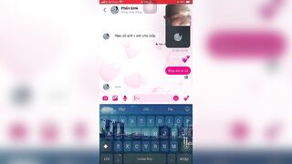 Em gái mới lớn show vú cho ny xem