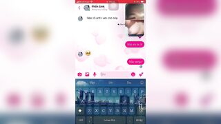 Em gái mới lớn show vú cho ny xem