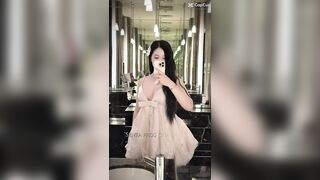 Fake em Xuân Mai chụp hình khoe vú mới lớn