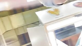 E teen quá múp