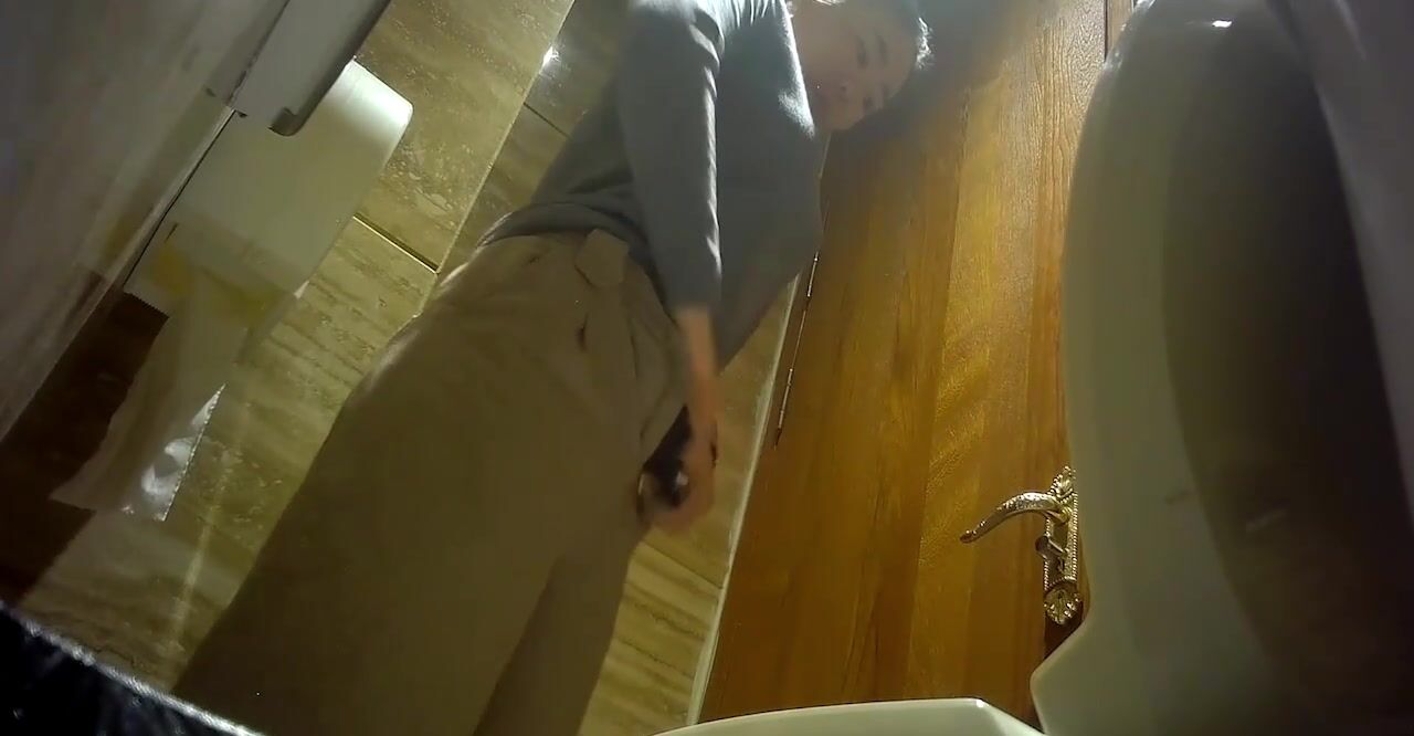 Đái 85